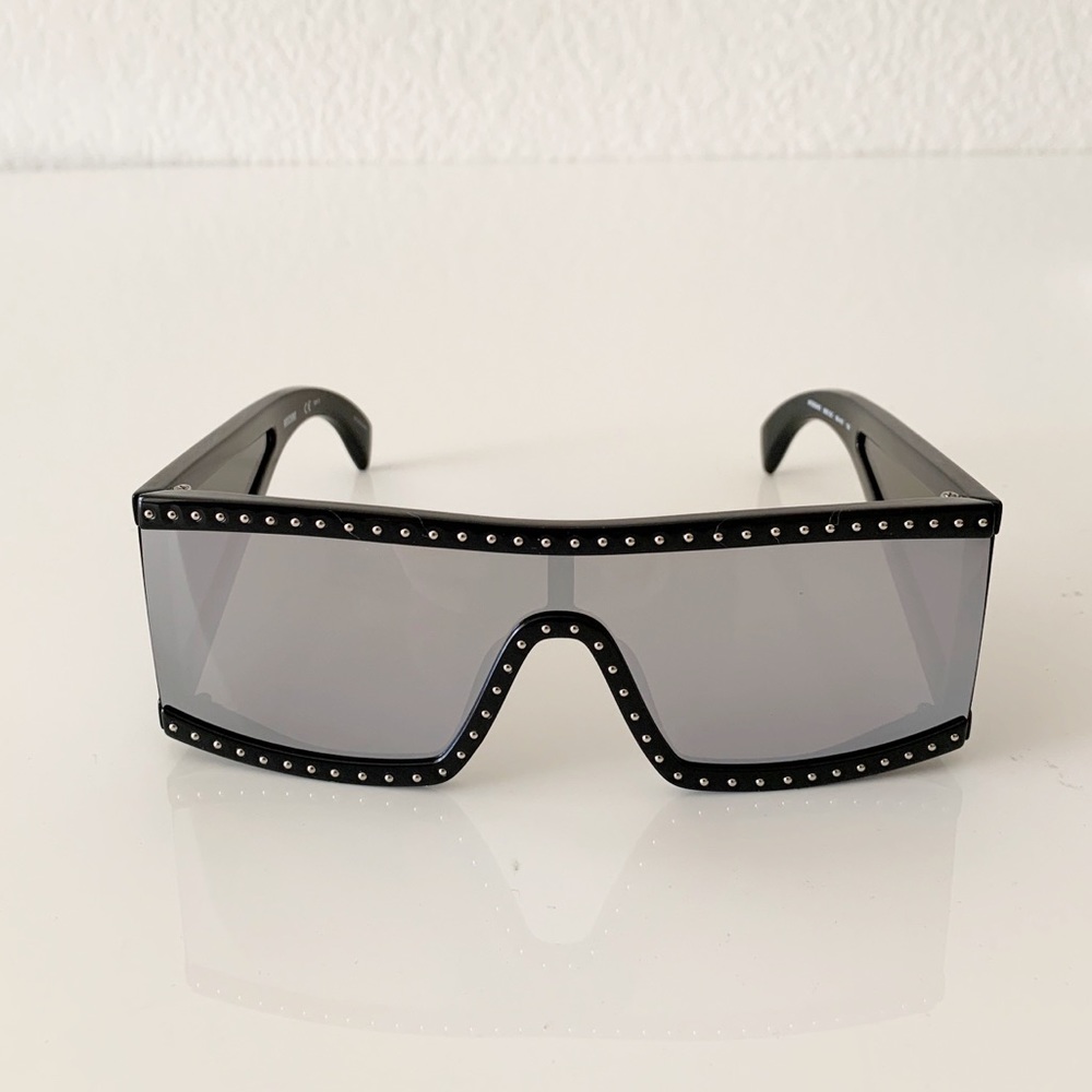 SOLD Moschino Sunglasses, New - Picture 4 of 16